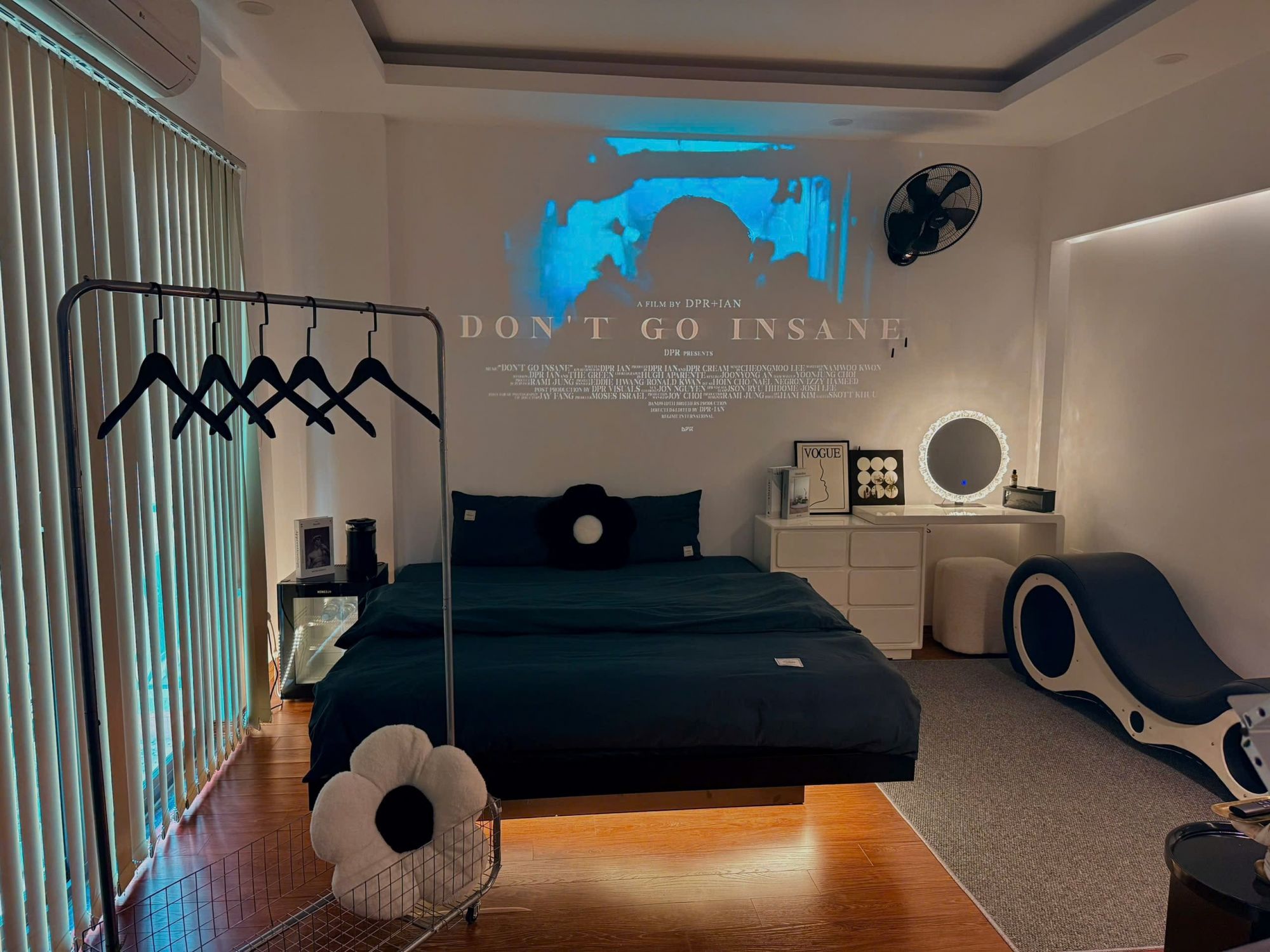 Dreamy Homestay - Noir