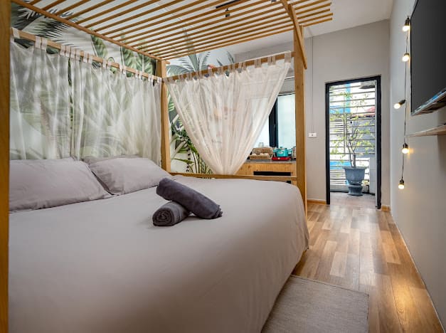 LH Homestay - Hàng Vải