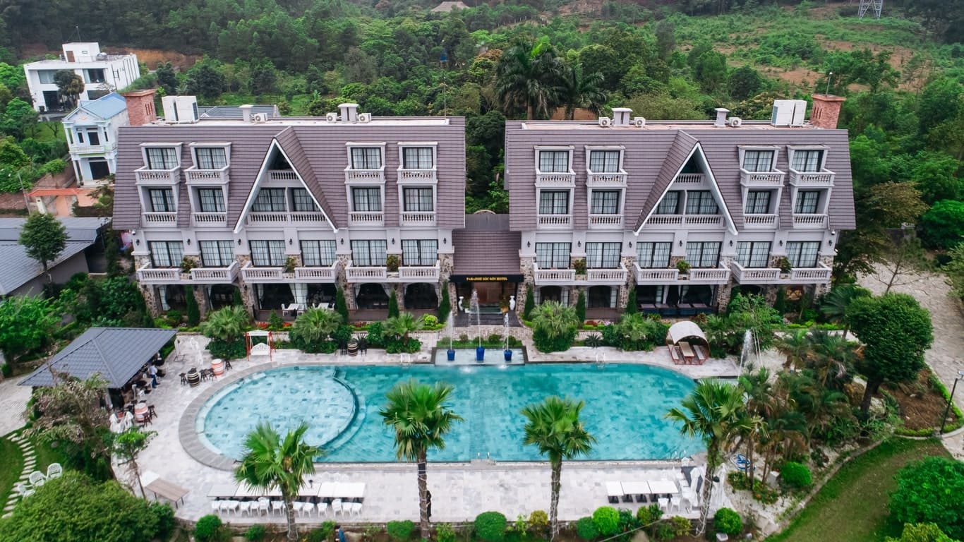 Paradise Sóc Sơn Resort