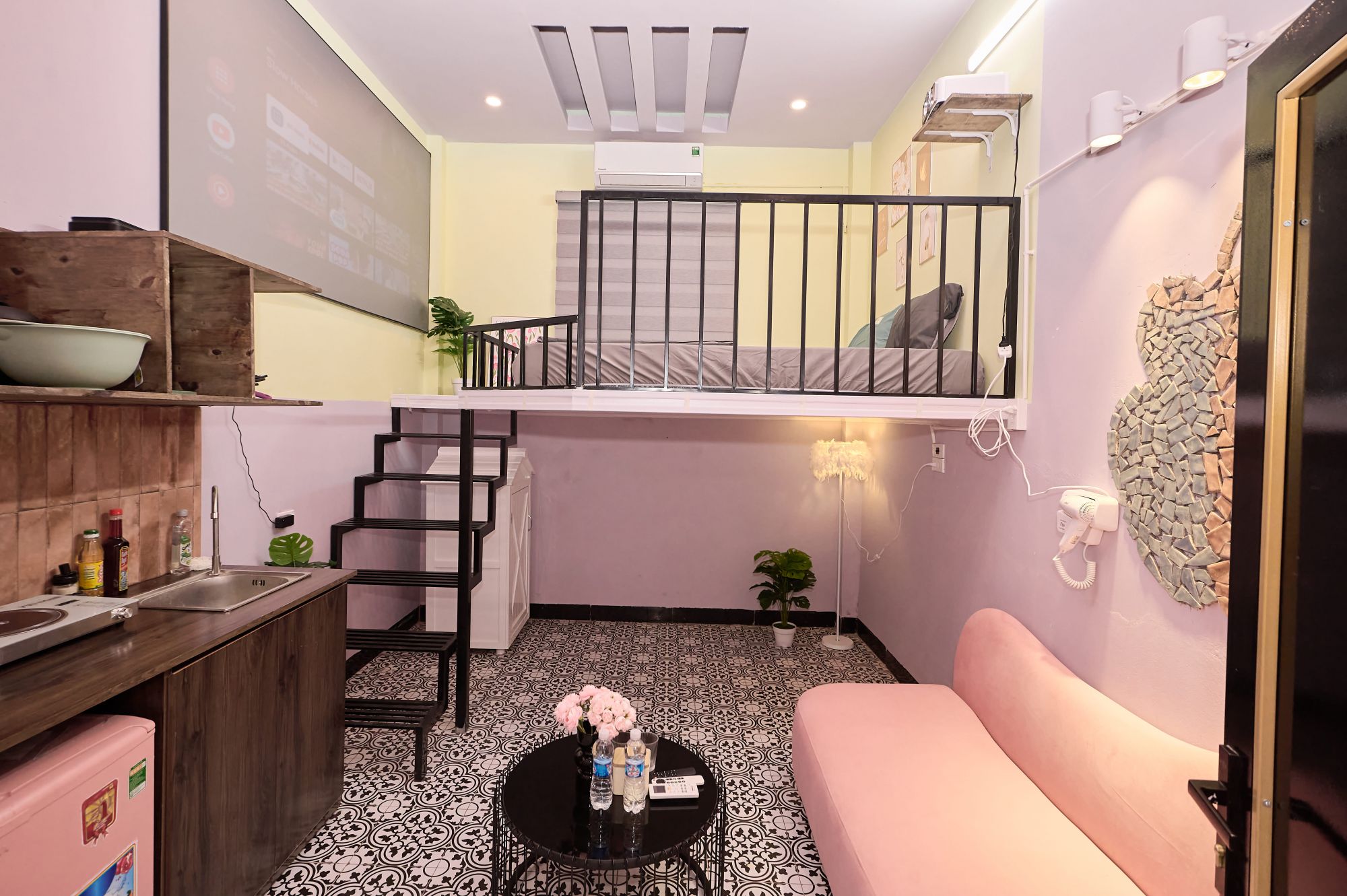 Hóng Homestay - 176 Trương Định