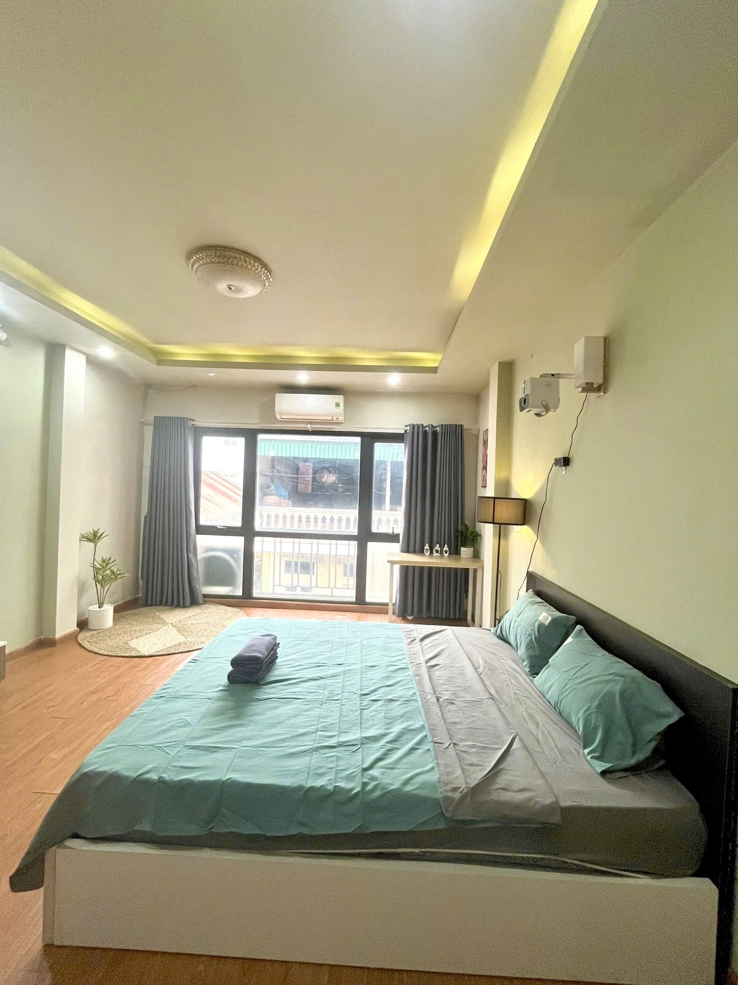 Hóng Homestay 301 - 472 Lạc Long Quân