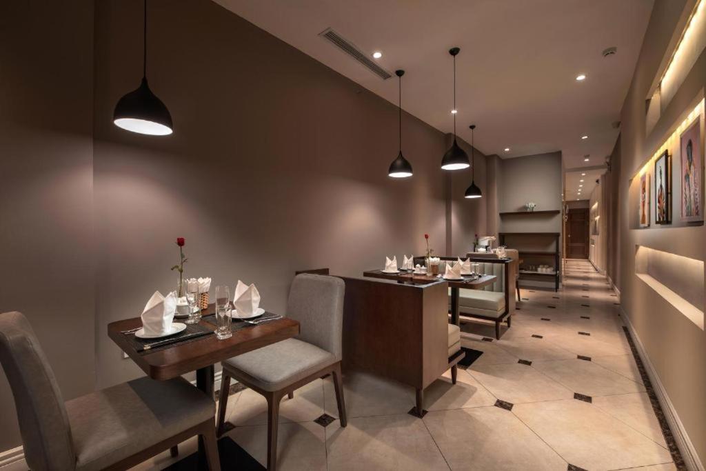 Hanoi Lakeside Premium Hotel - Ảnh 6