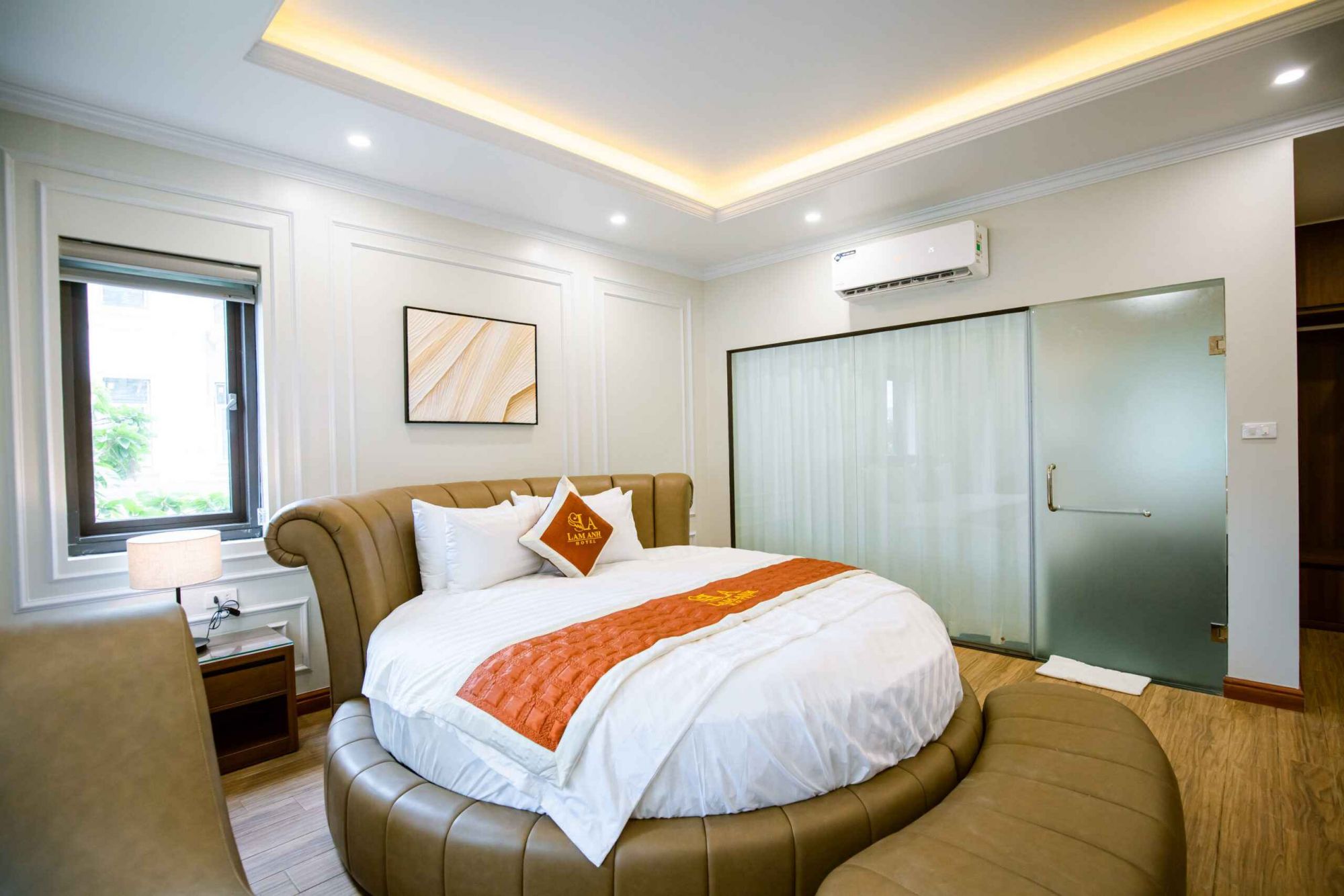 Lam Anh Hotel 5 Him Lam Vạn Phúc