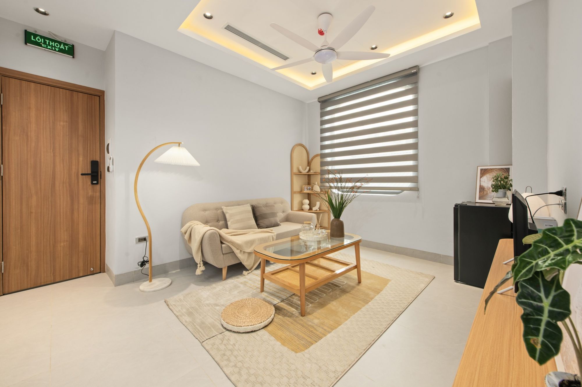 Lane 9 Residence 