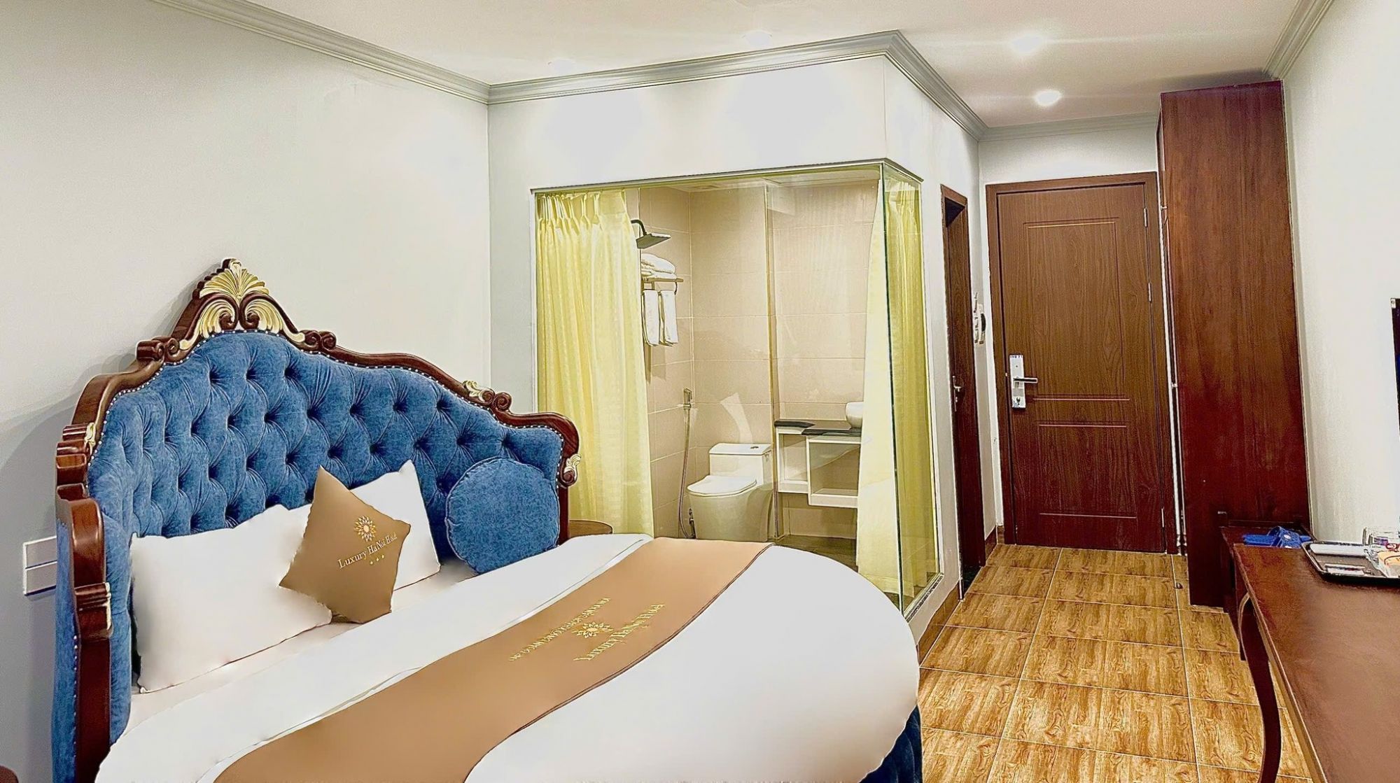 Luxury Hanoi Hotel