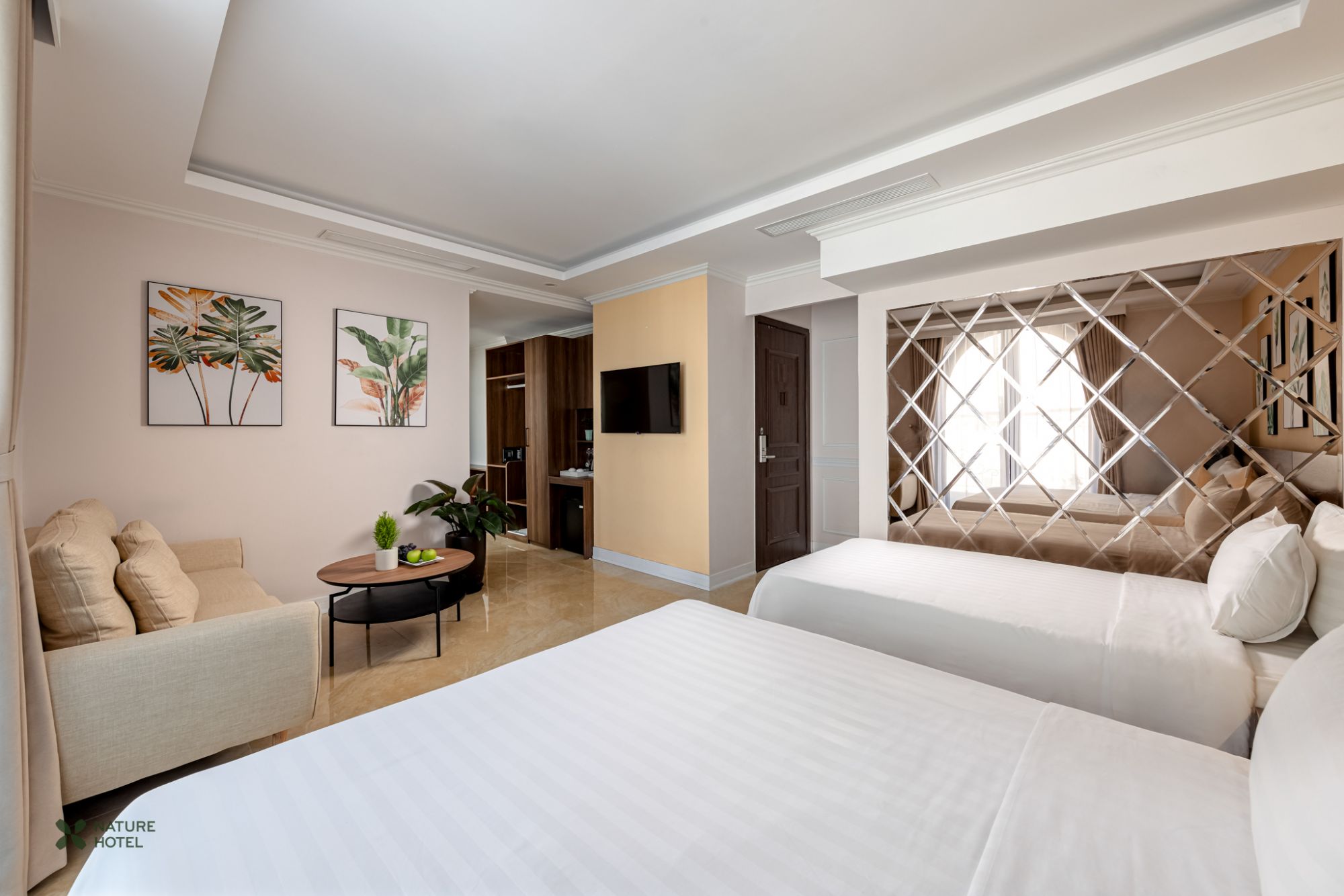 Nature Hotel Dịch Vọng