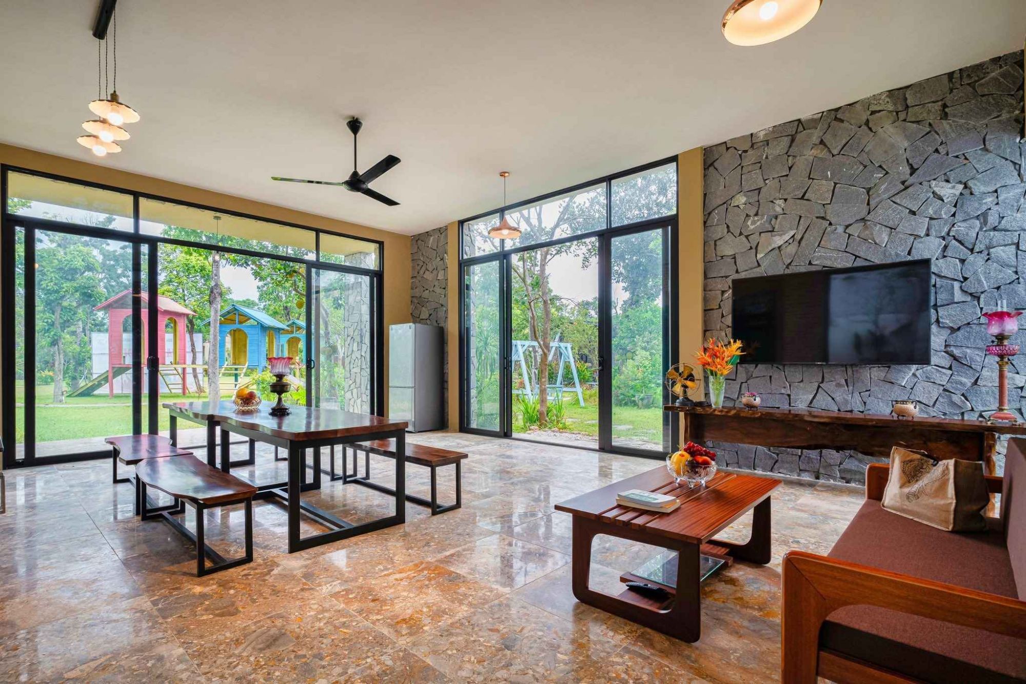 Charm  - Wynn Mountain Ba Vì Villa