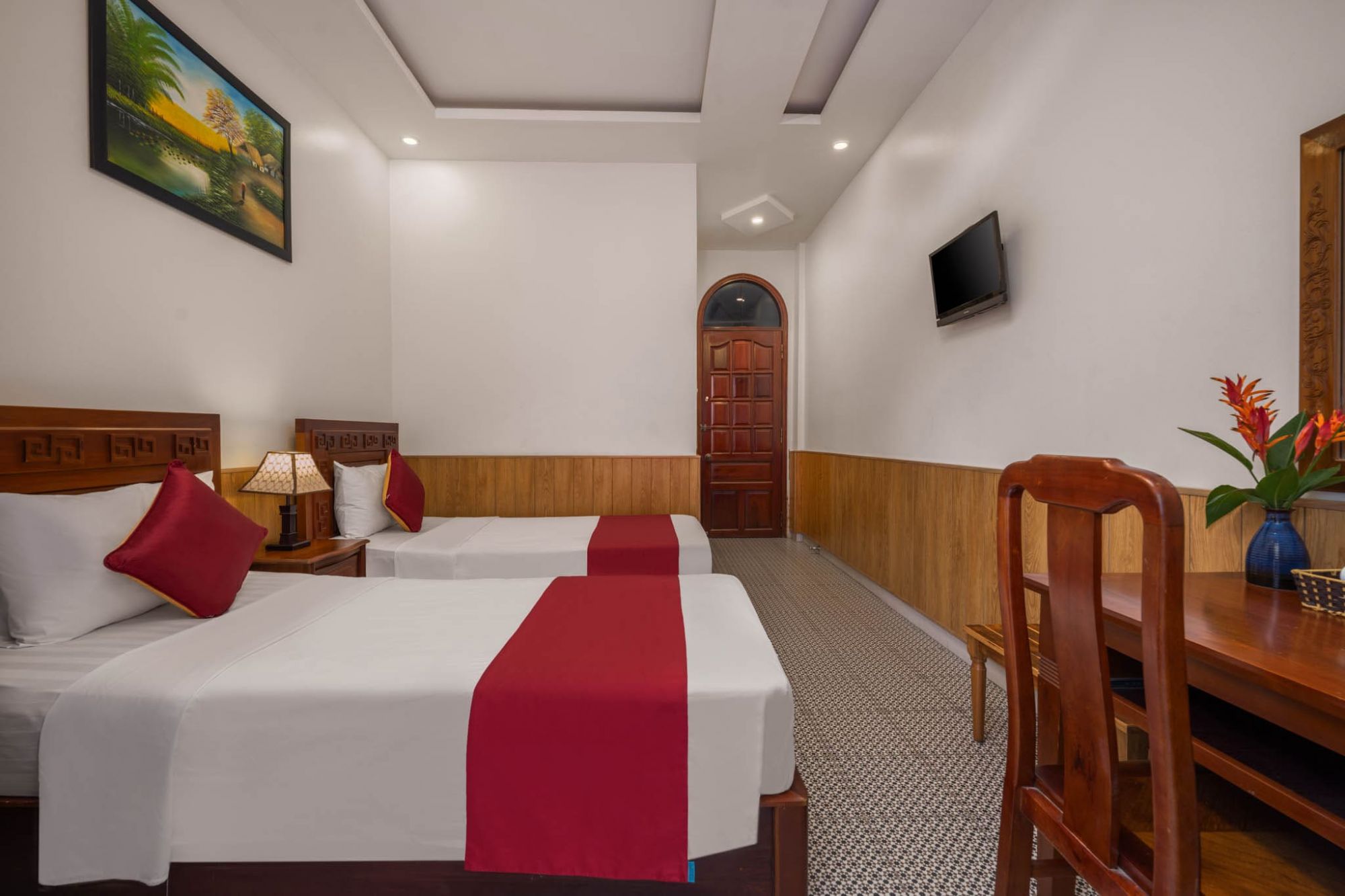 Double or Twin Room Deluxe