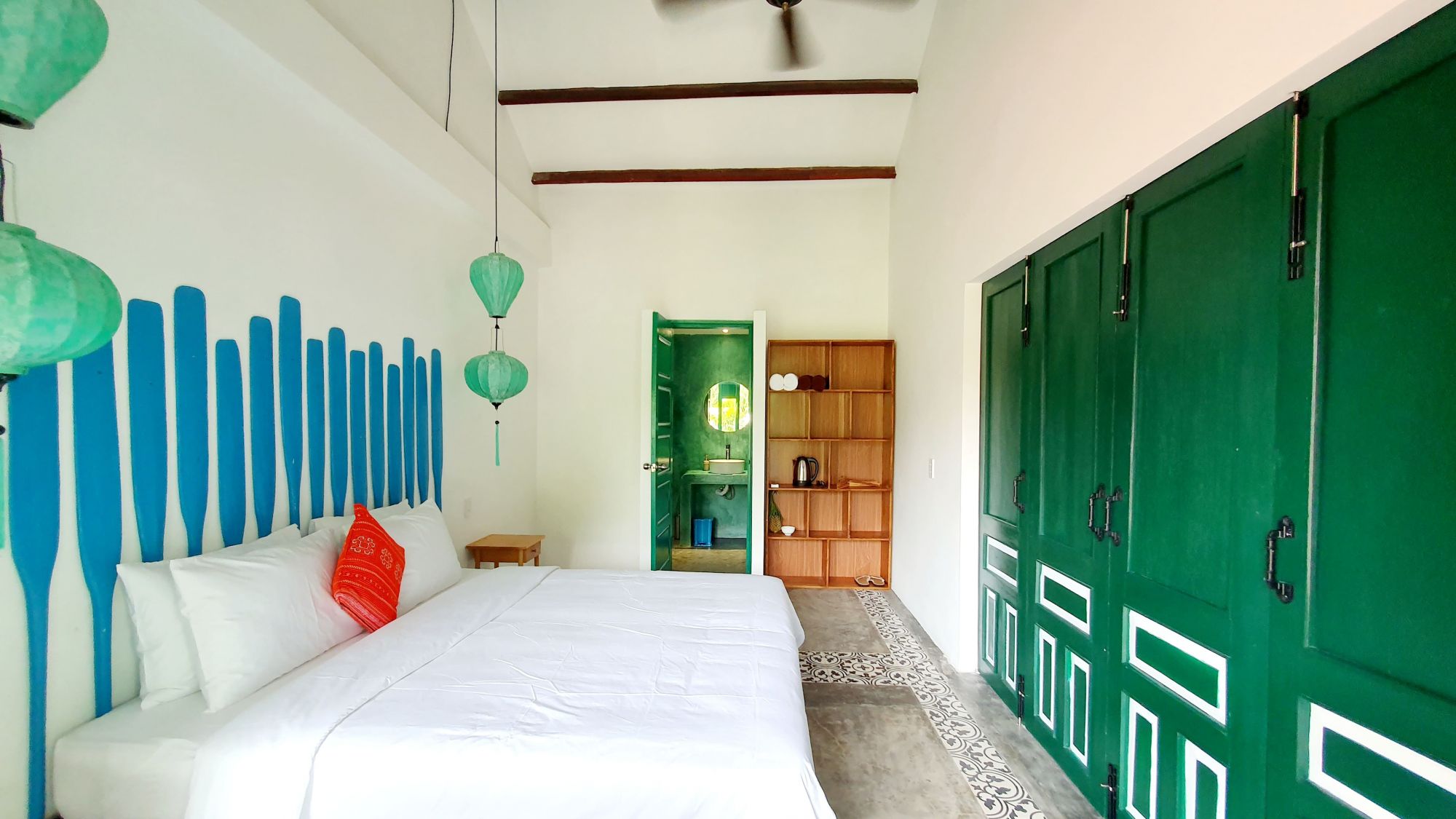 Aloha Apartment (2nd Floor)