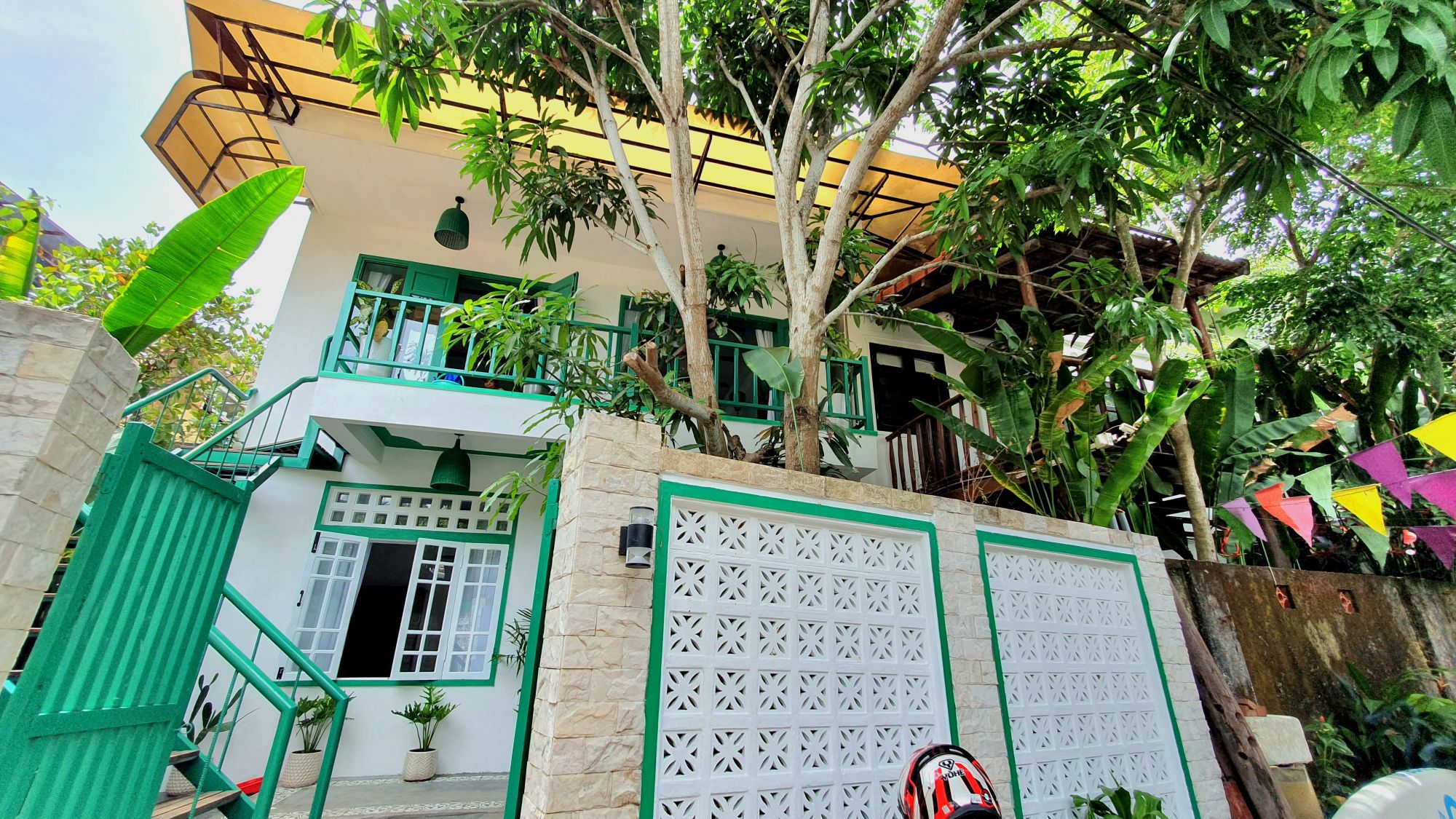 Aloha Studio (1st Floor)