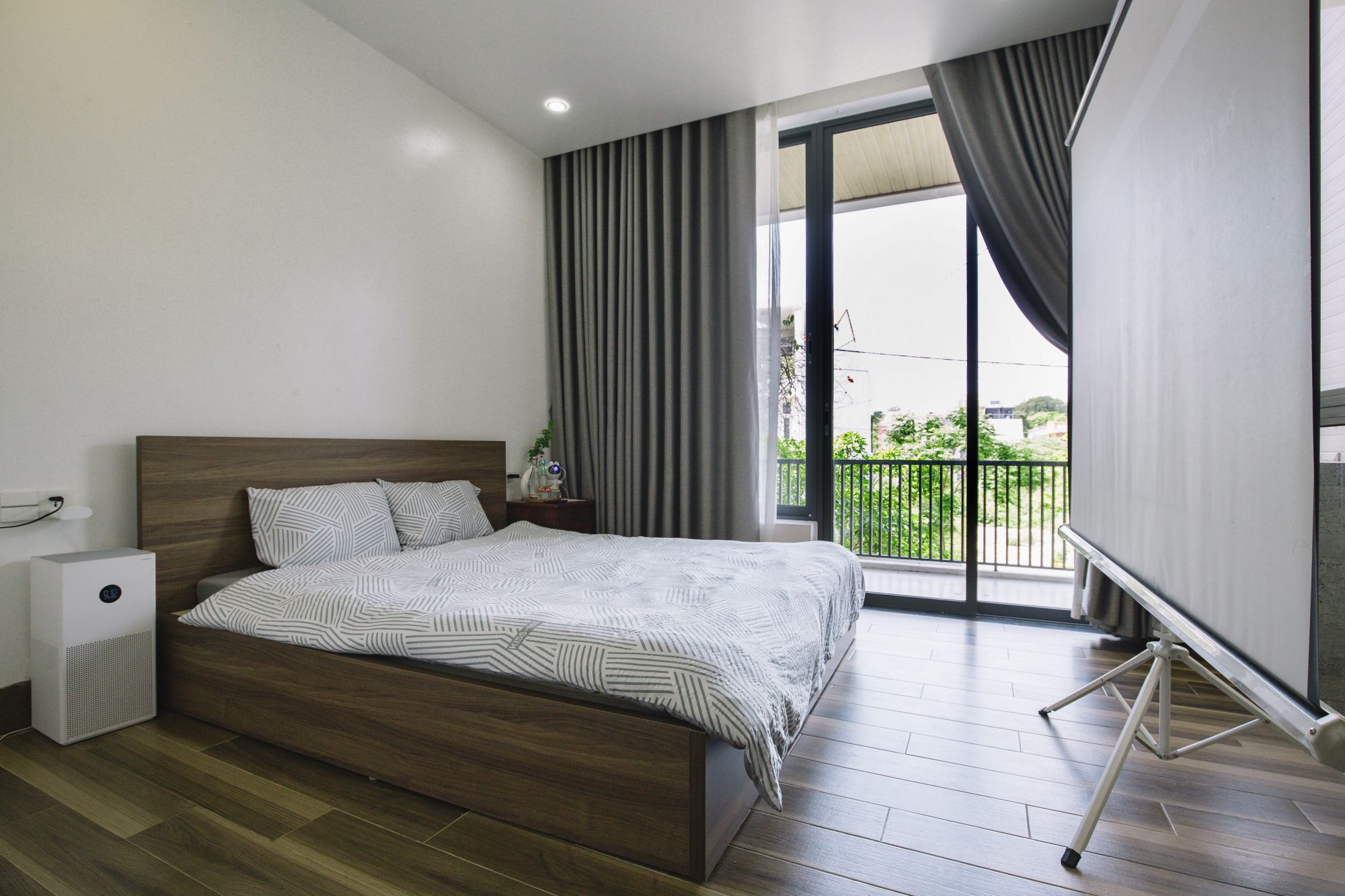 Chạm House