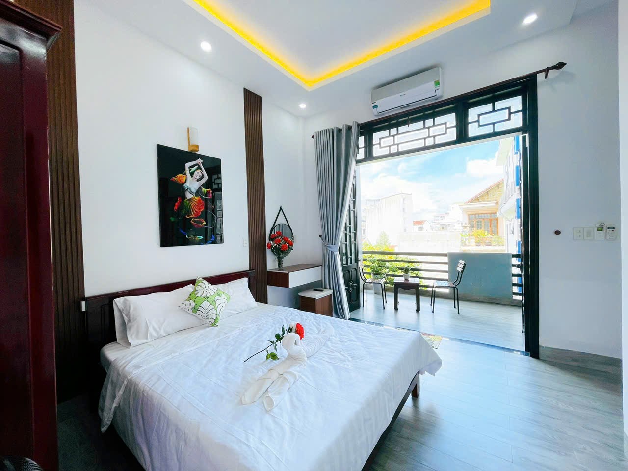 Full House - Nguyễn Công Trứ