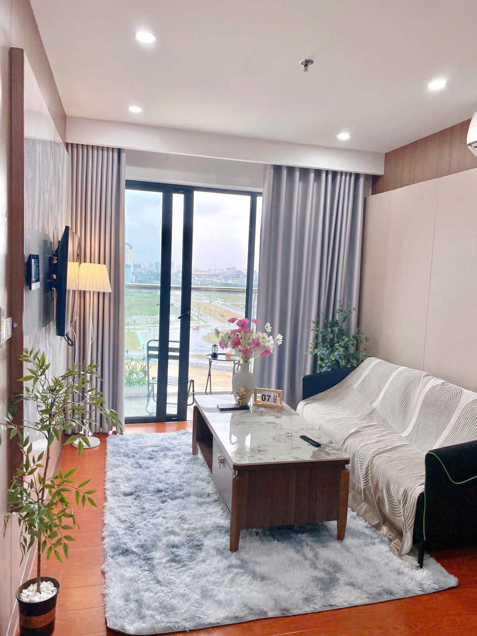 July Homestay 2 - Nera 