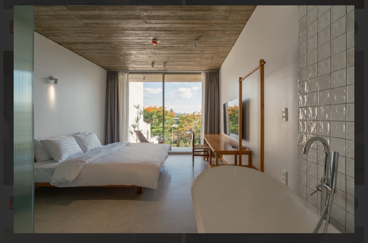 Luna River Villa