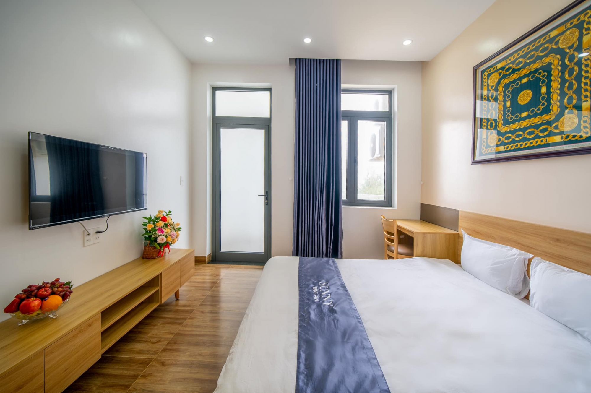 Khách Sạn Sunny Bình An