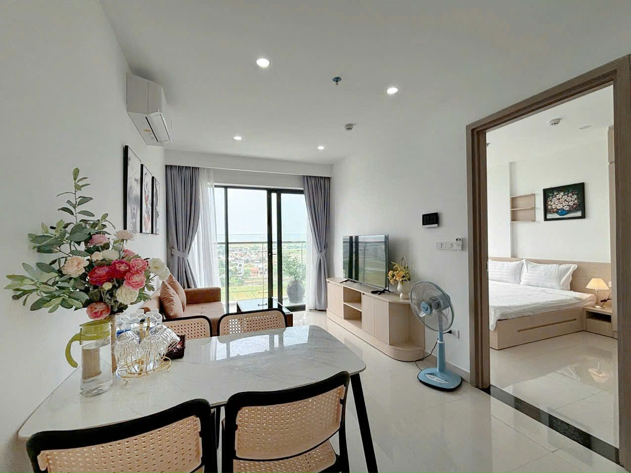 Thương Apartment - 1009