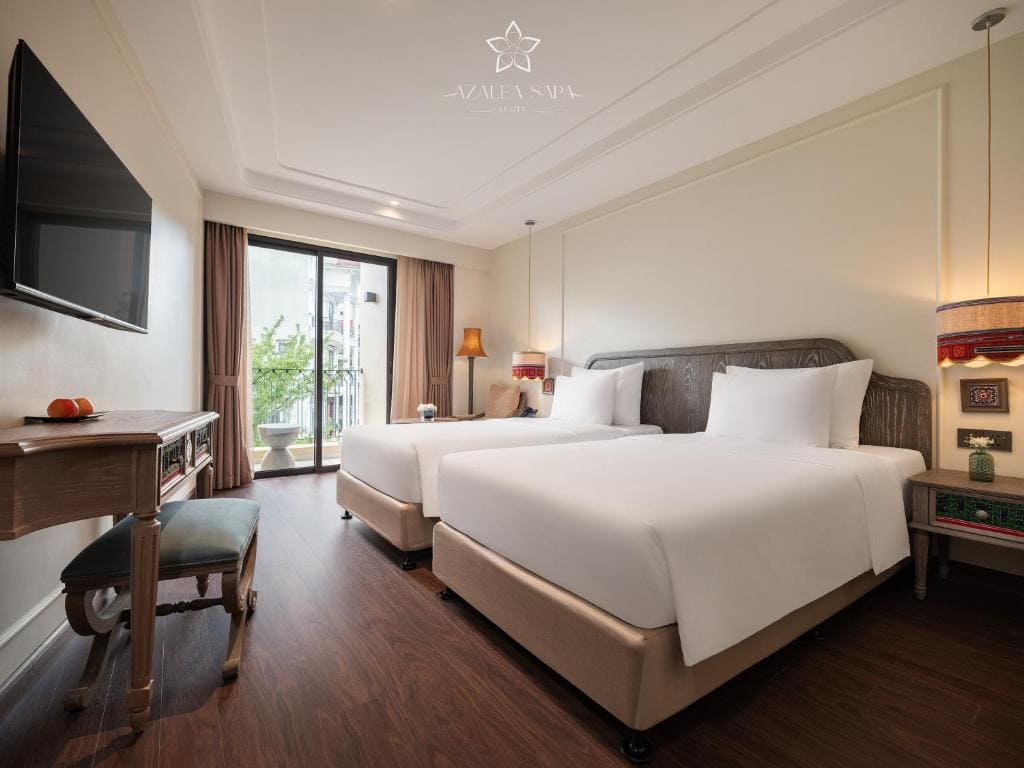 Deluxe balcony view twin