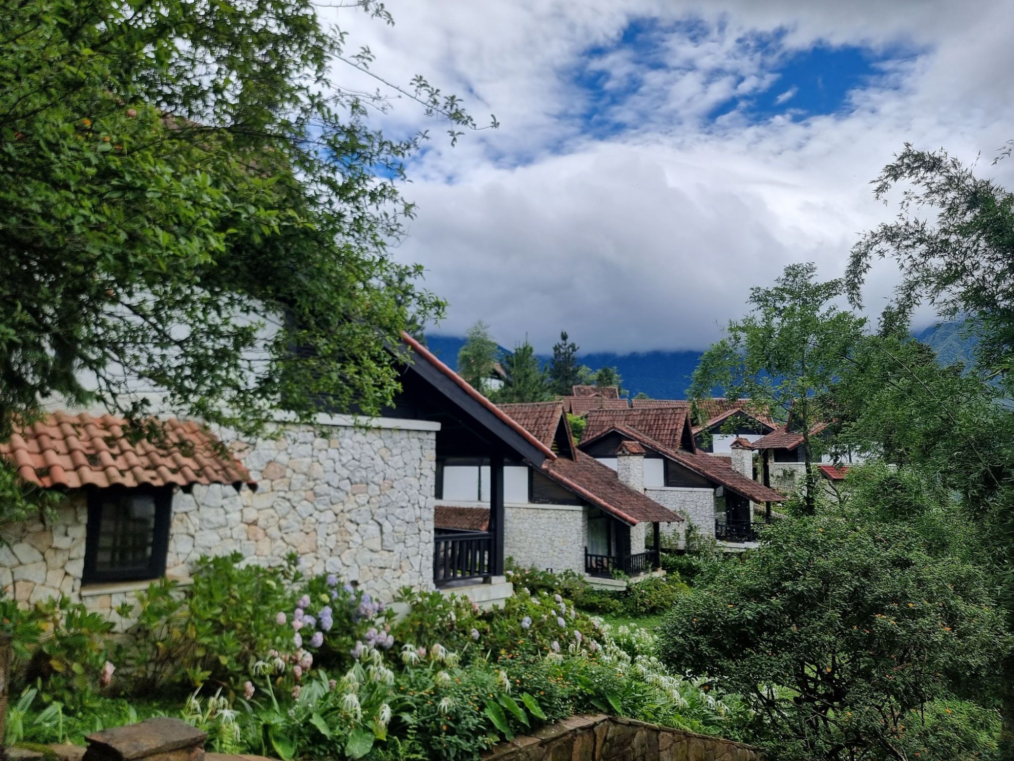 Cloud Village Sapa 