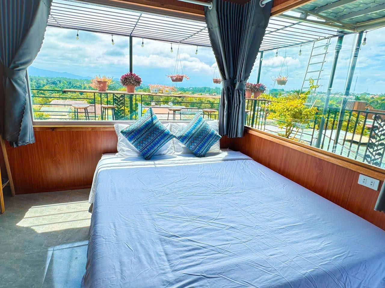 Alamer Homestay Măng Đen