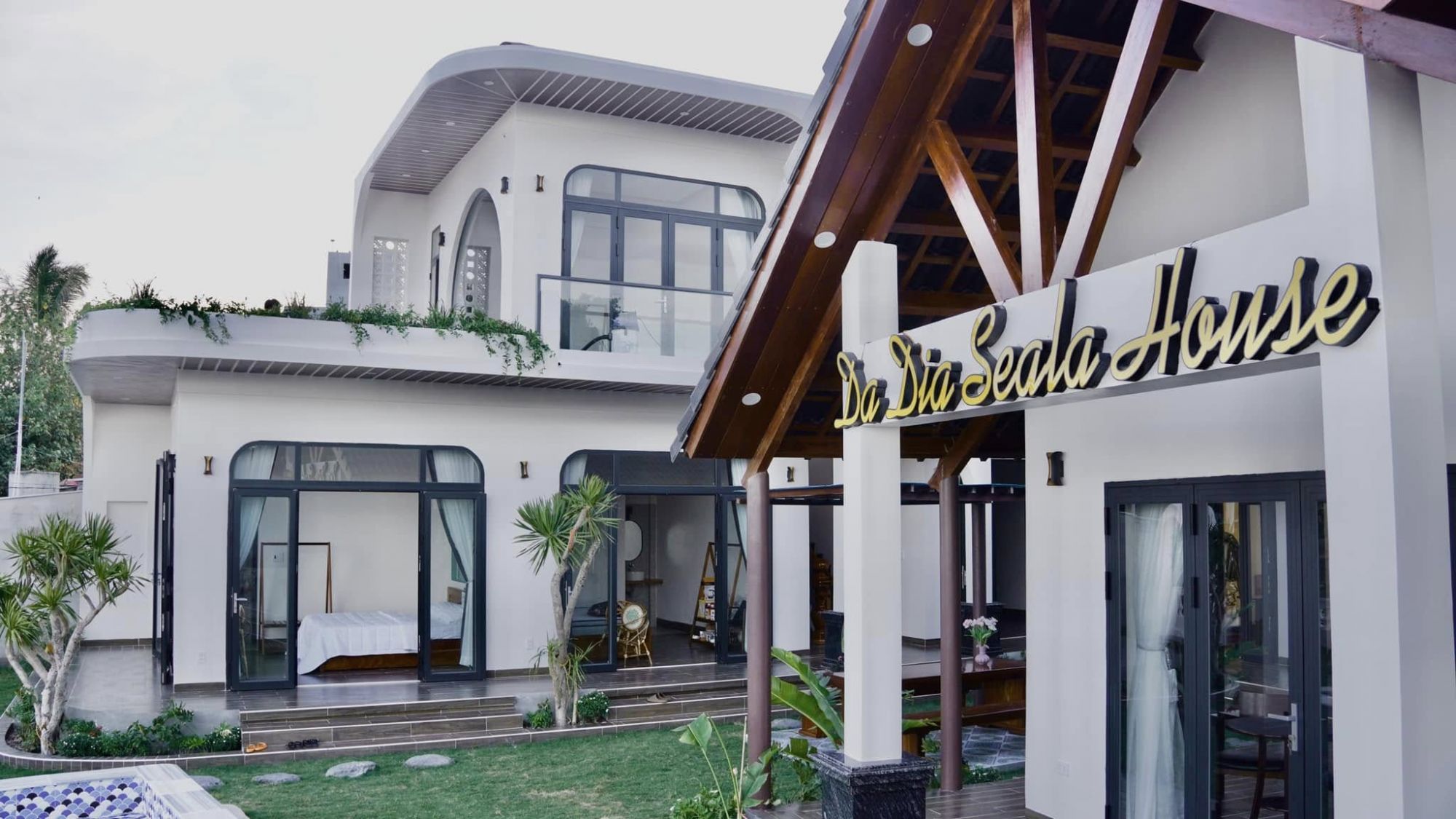 Đá Đĩa Seala House