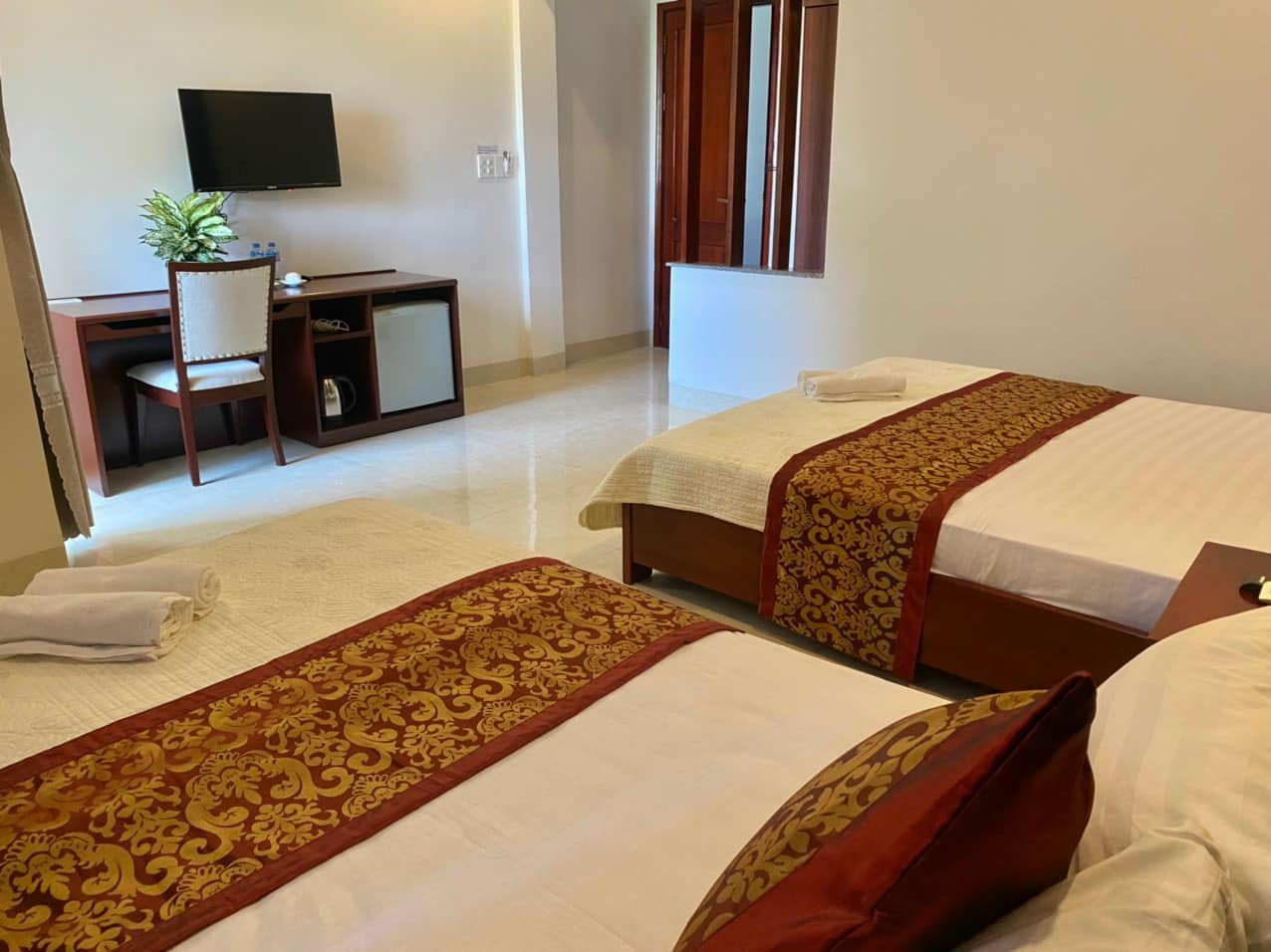 Phòng đôi 1 giường nhỏ 1 giường lớn