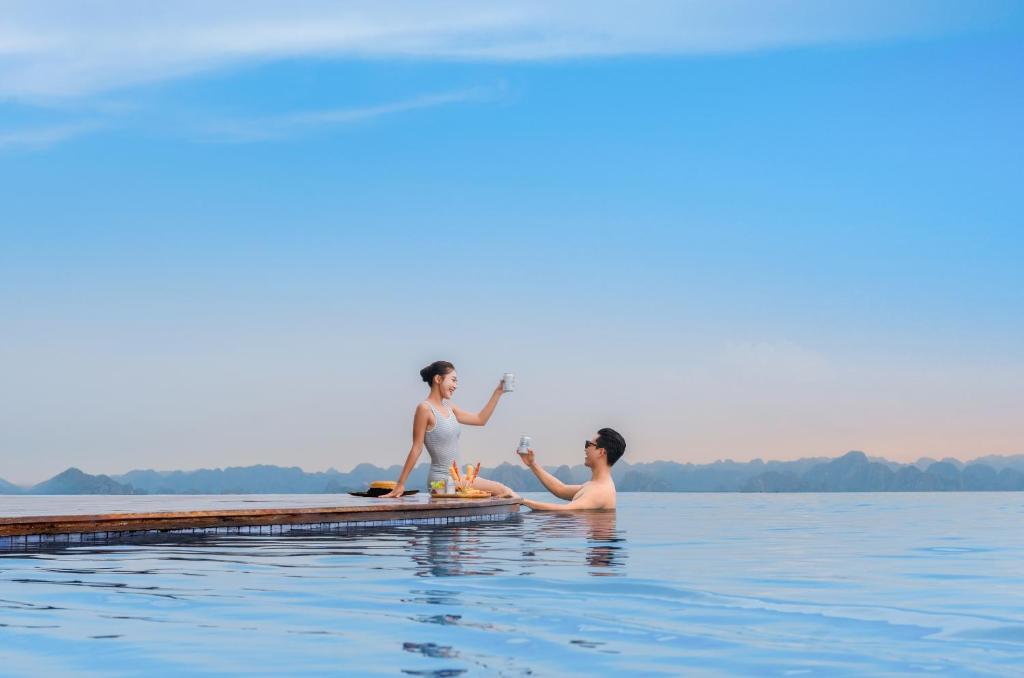 A La Carte Ha Long Bay Managed by TASECO - Apartment - Ảnh 6