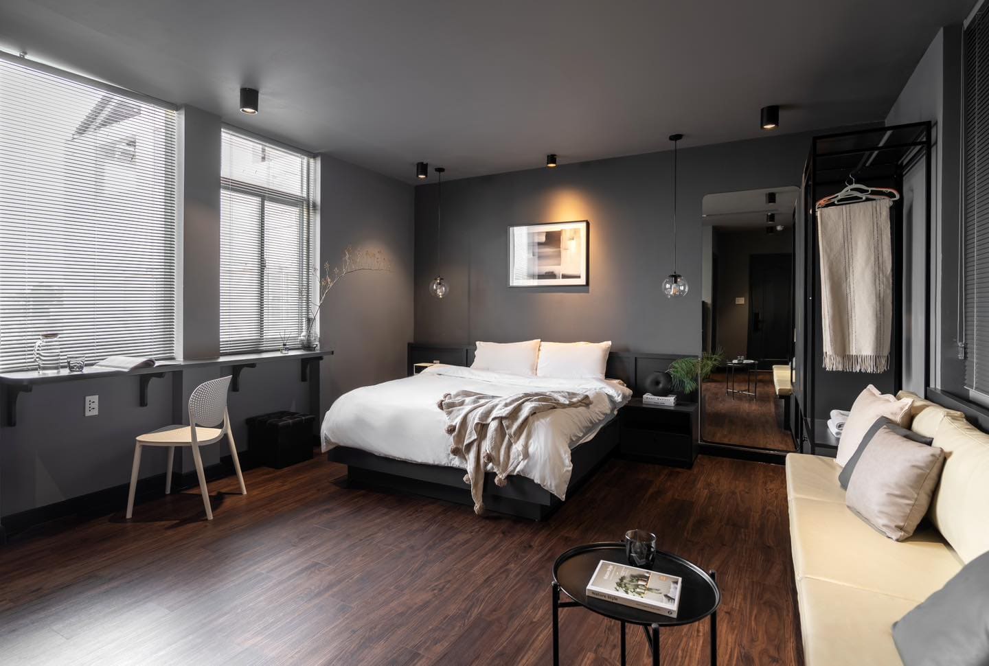 Sky Homestay - S502