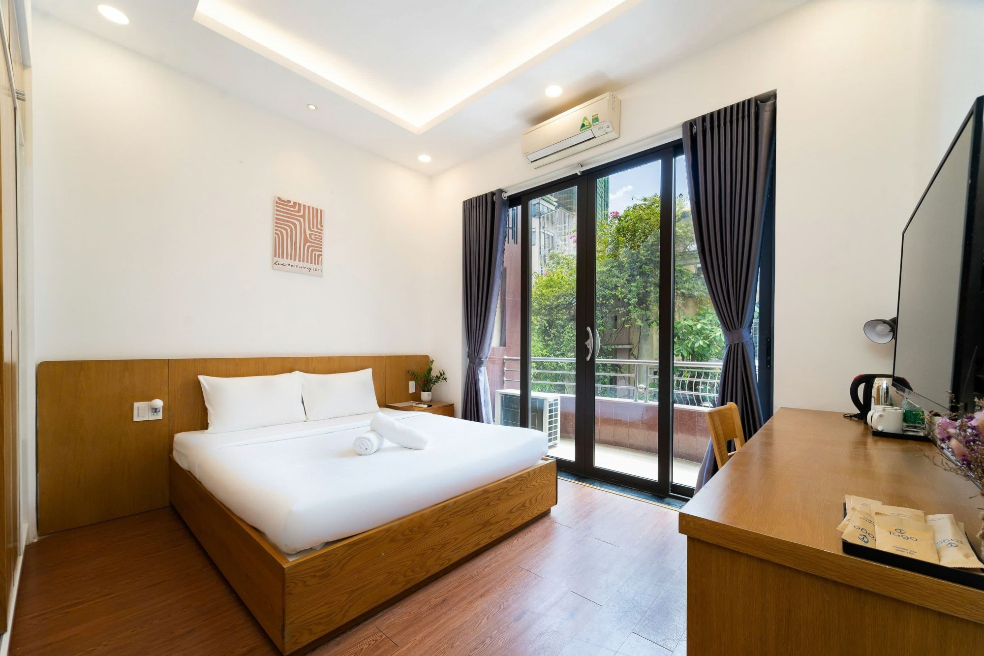 Tago Hotel - Trần Hưng Đạo