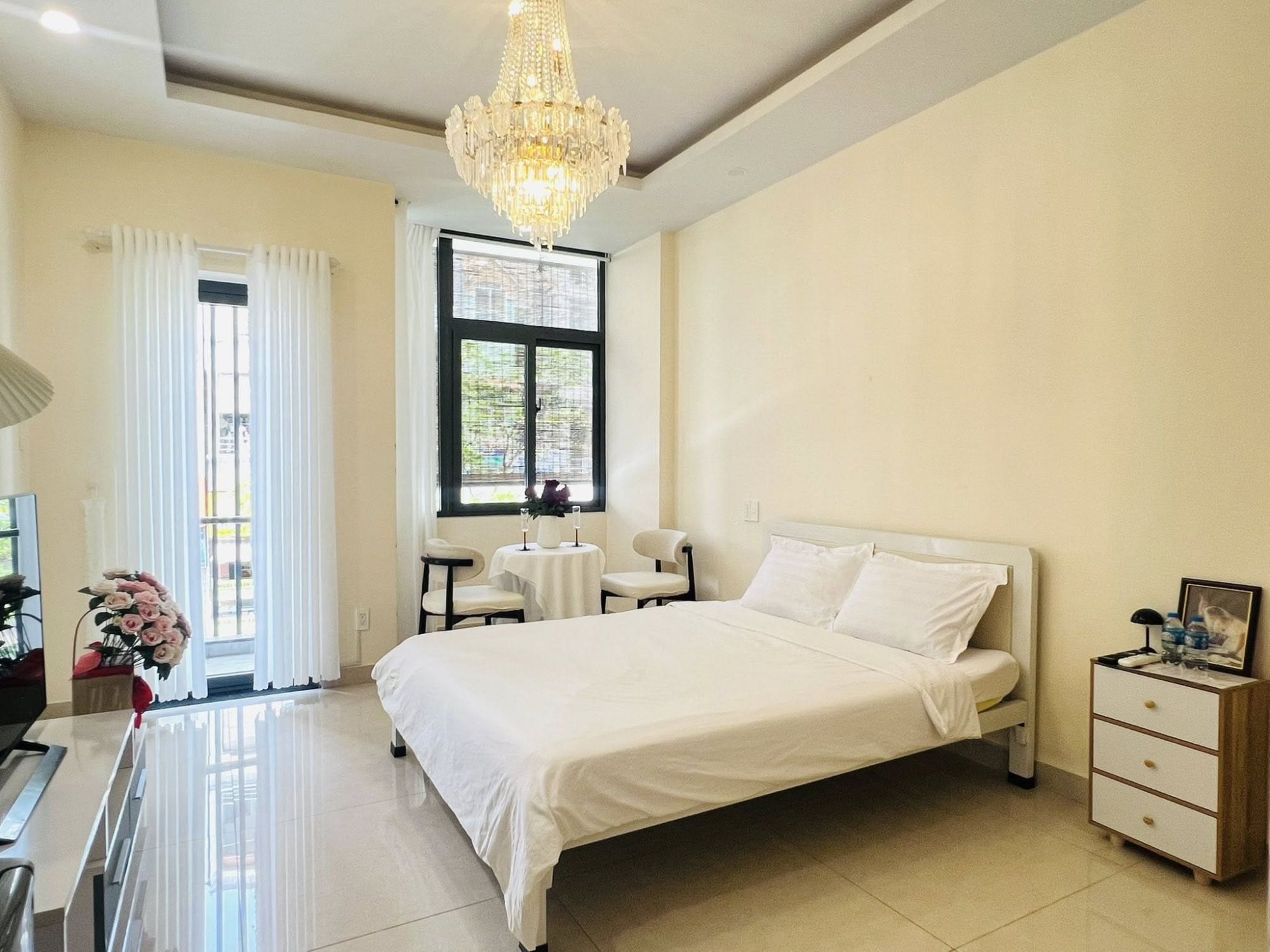 The Writeriana de Lumière Hotel