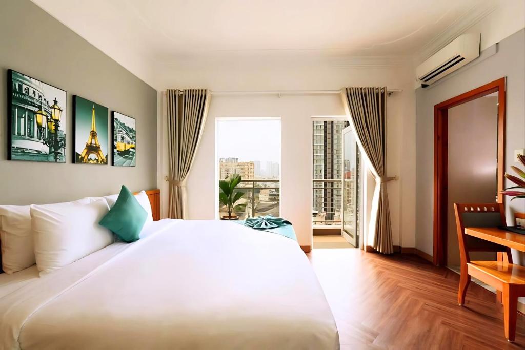 Happy Life Green Hotel New