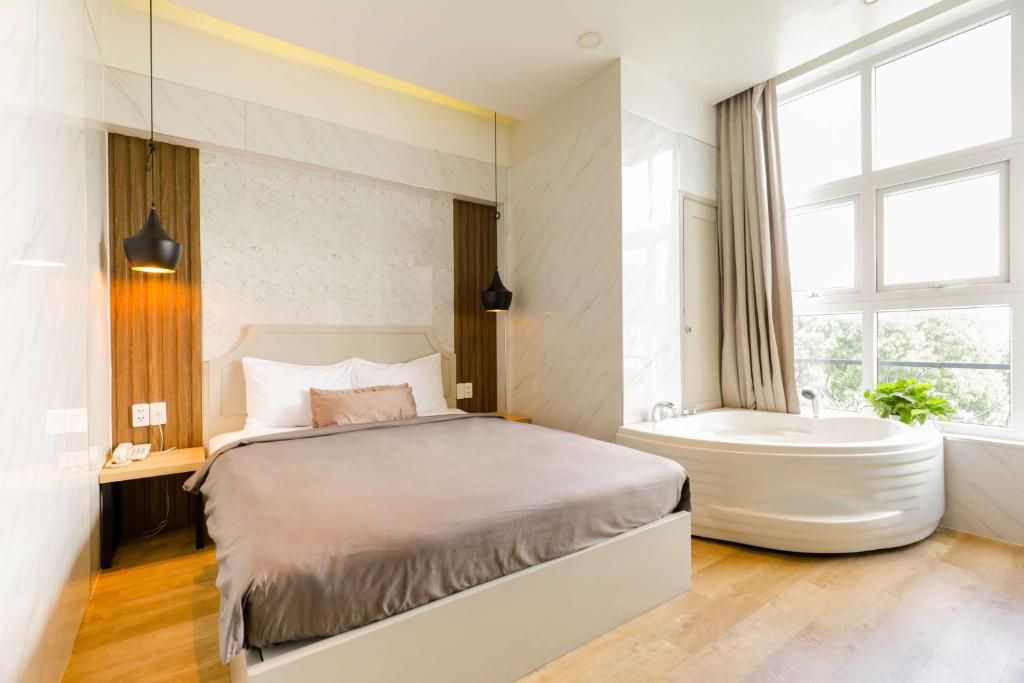 Lá Hotel Quận Mười