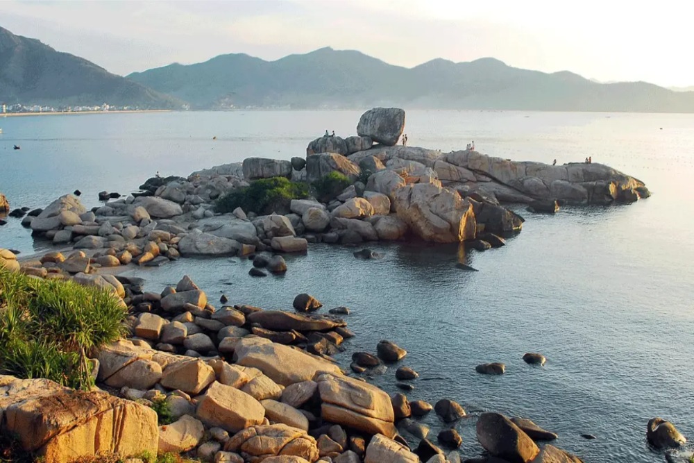 cảnh đẹp bãi biển nha trang