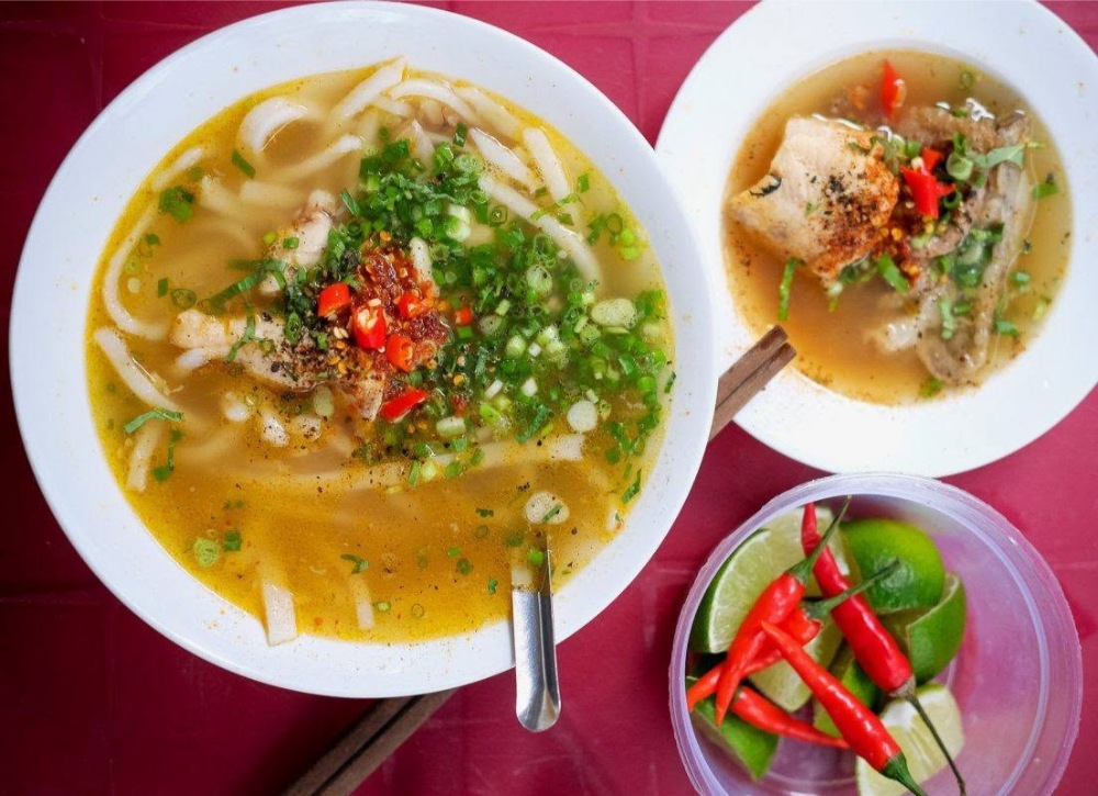 Top 10+ quán bán bánh canh cá lóc Huế ngon, mê lòng du khách