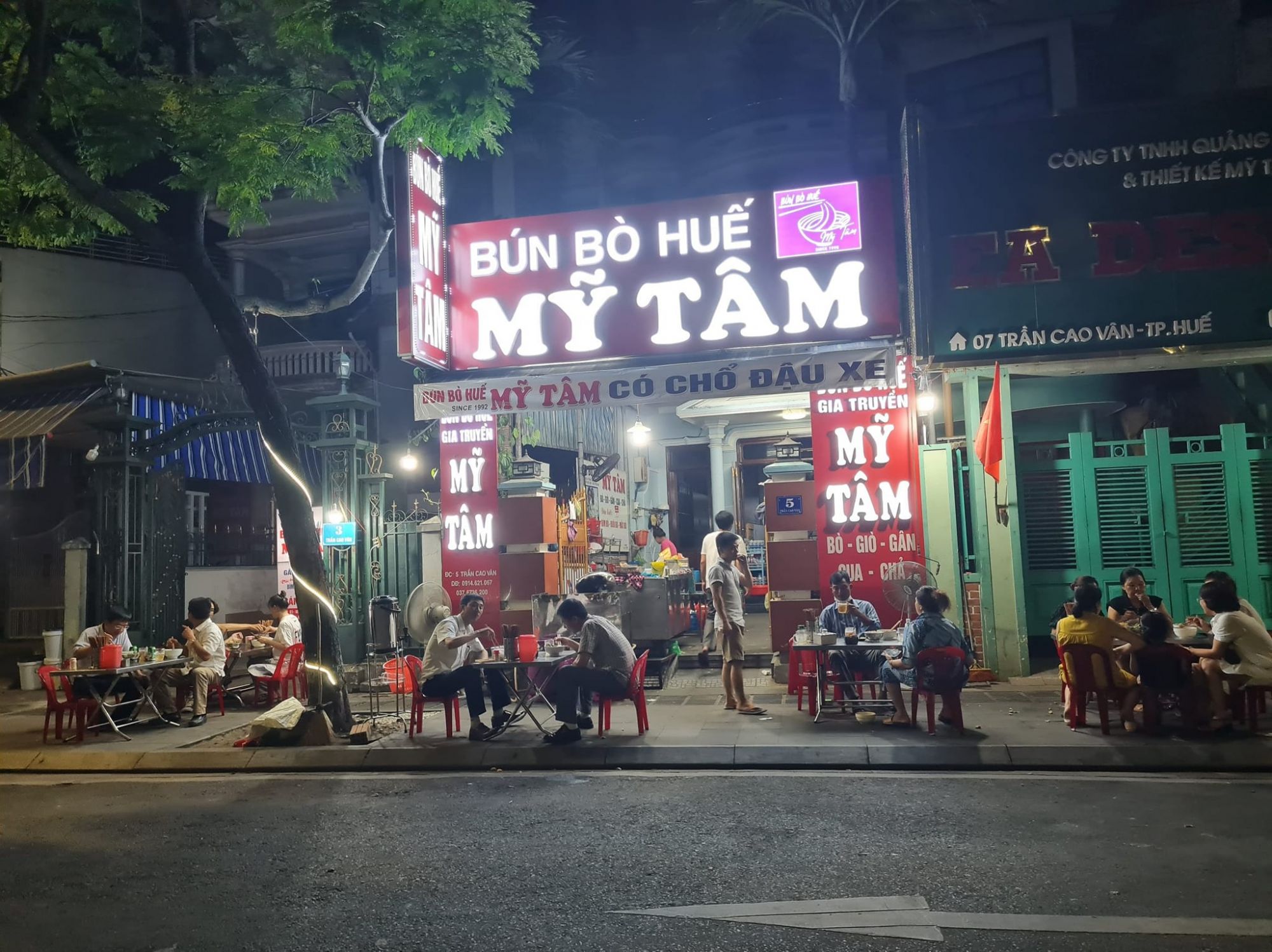 Quán Bún Bò Huế Mỹ Tâm nằm ngay trung tâm thuận tiện cho du khách thưởng thức