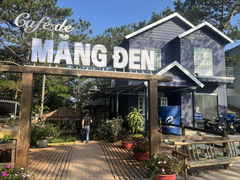 café de măng đen tiệm cà phê bên rừng