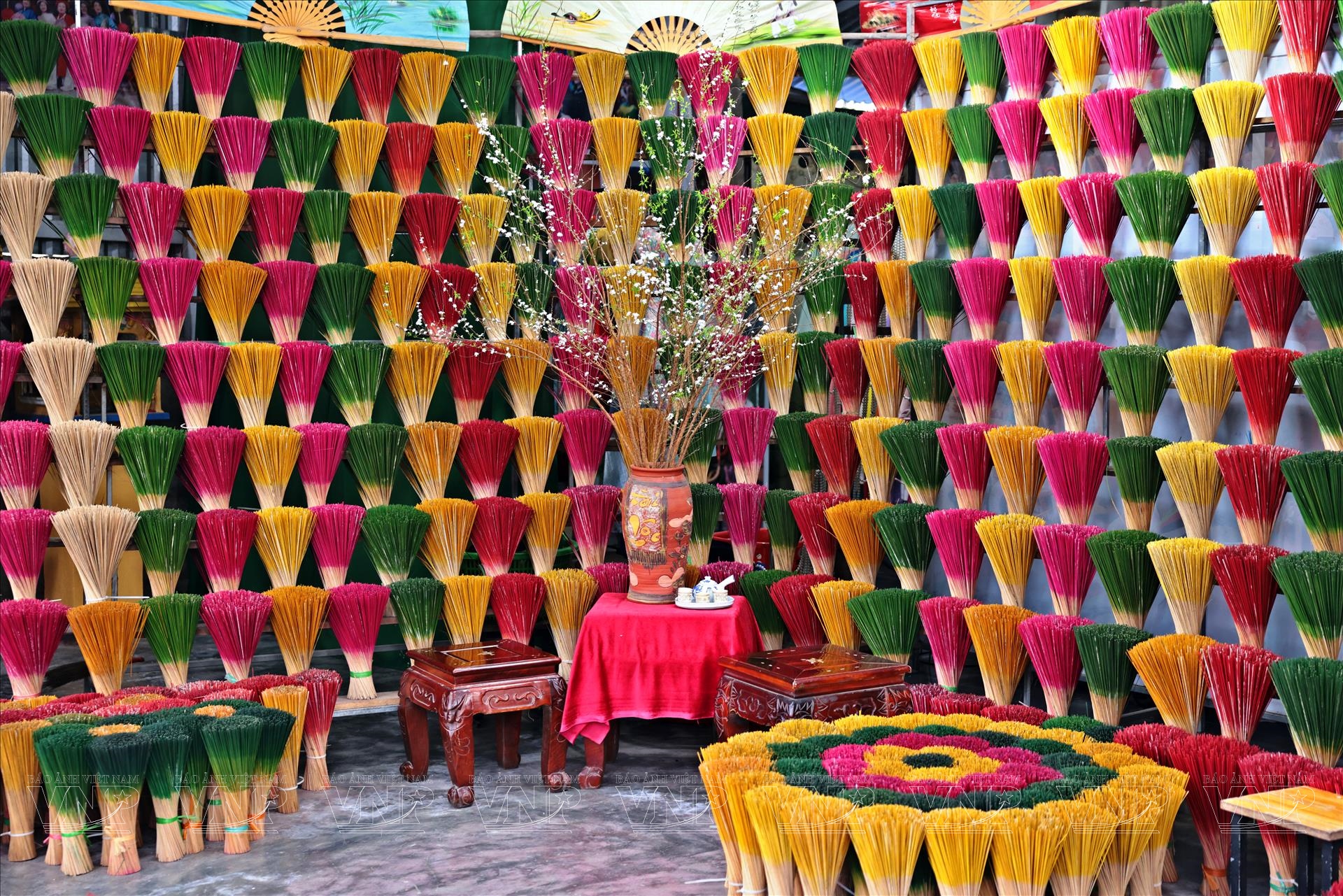 Làng hương Thủy Xuân