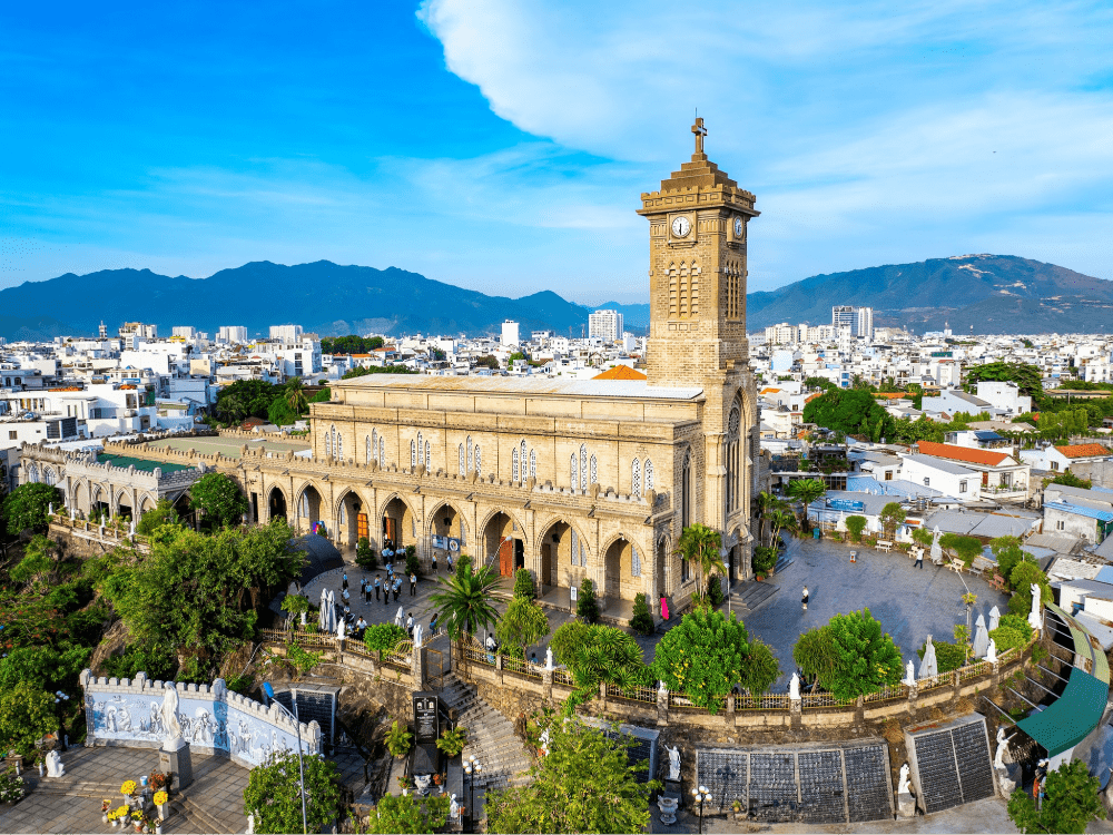 15 Địa điểm du lịch Nha Trang đẹp và nổi tiếng nhất 2025