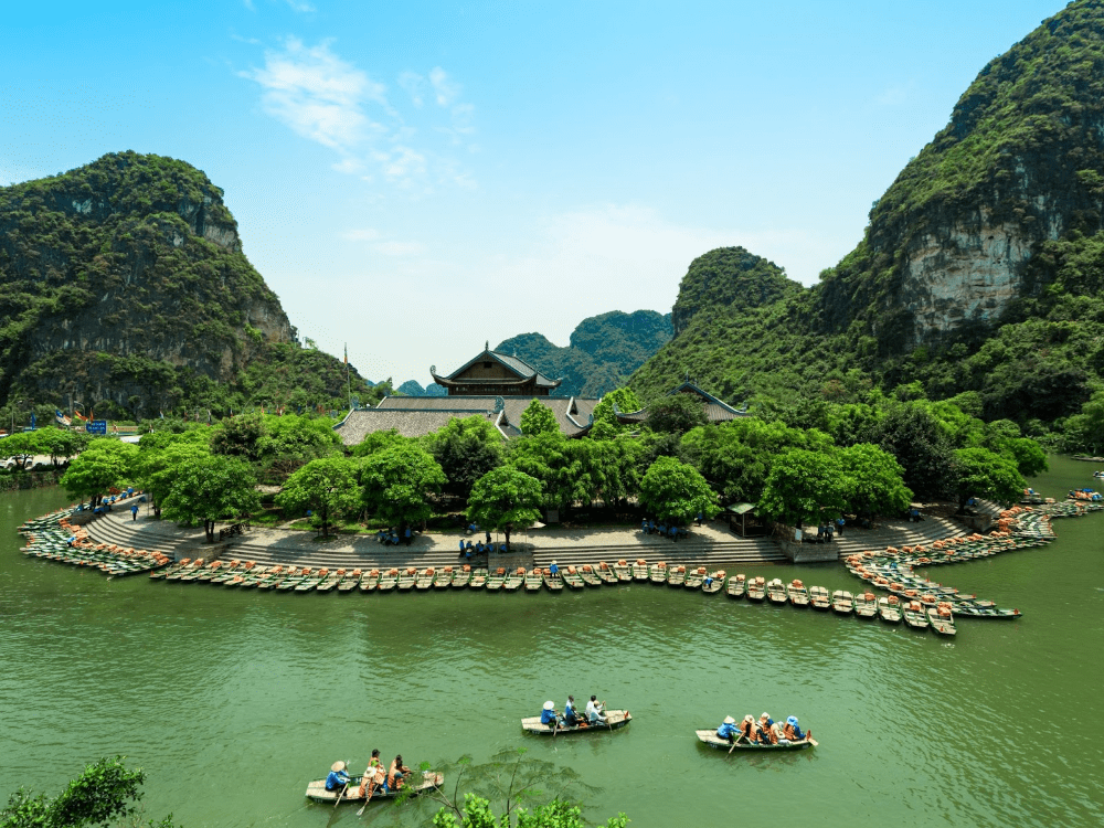 Lịch trình du lịch Ninh Bình 3 ngày 2 đêm chi tiết nhất