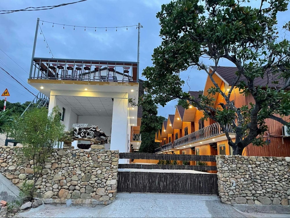 Top 9 homestay Vĩnh Hy - Ninh Thuận view biển đẹp, giá rẻ 2025