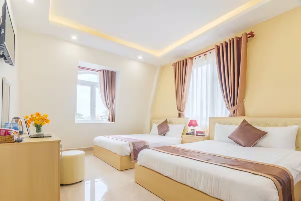 khách sạn aurora đà lạt