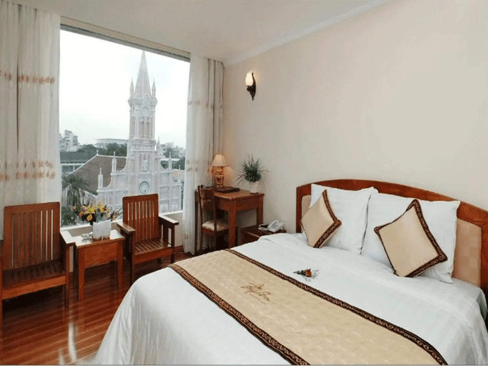 khách sạn đà nẵng gần sân bay