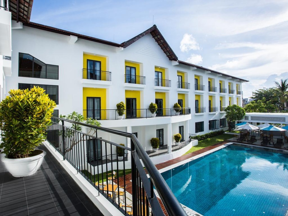 khách sạn êmm hội an