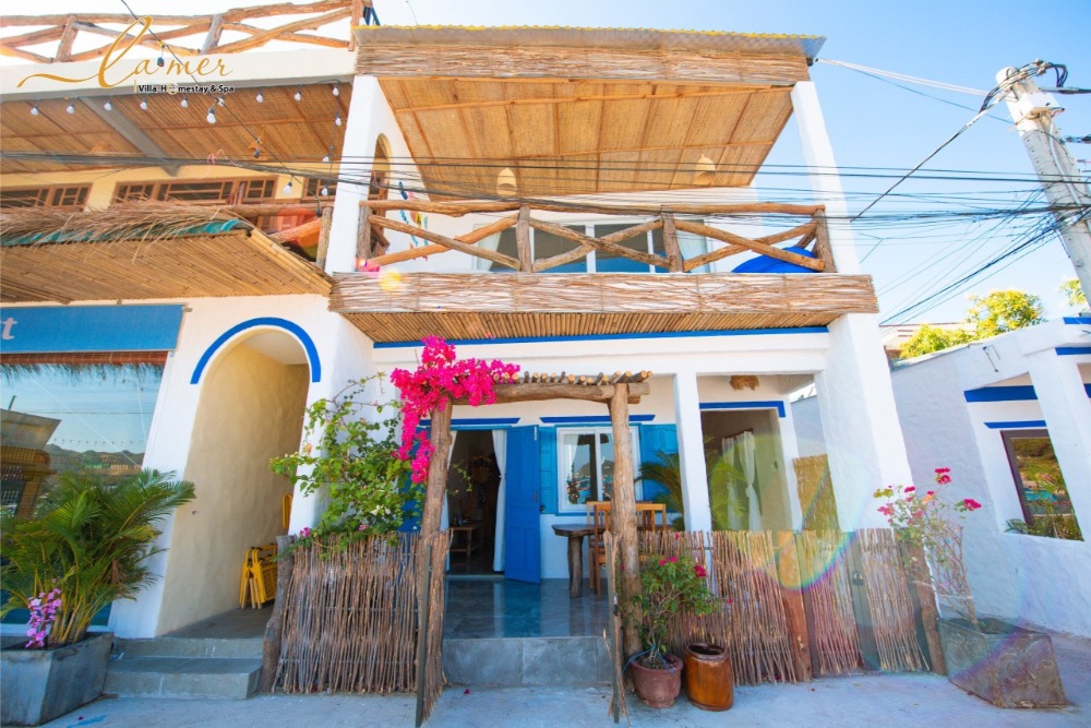 khách sạn vĩnh hy ninh thuận