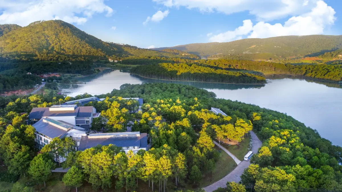 Terracotta Hotel & Resort - Khu nghỉ dưỡng yên bình bên Hồ Tuyền Lâm