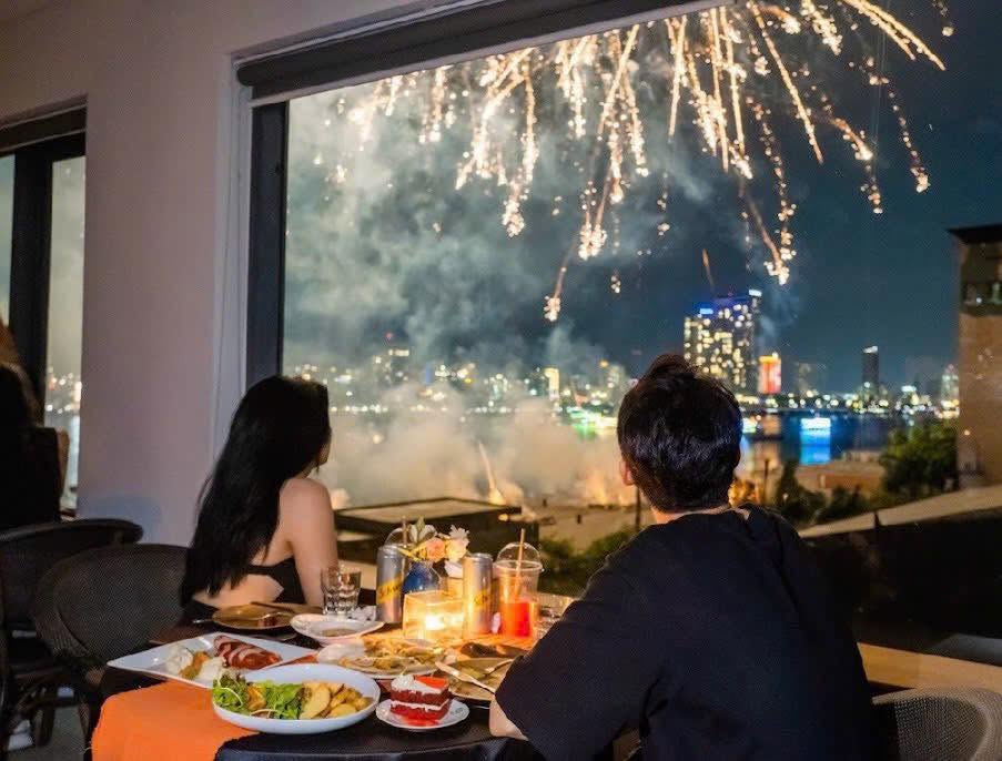 Check in Lễ hội pháo hoa quốc tế Đà Nẵng 2026 tại Sky36 Bar