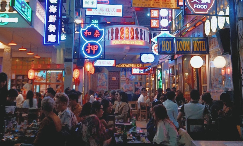 khu phố tây huế ở đâu