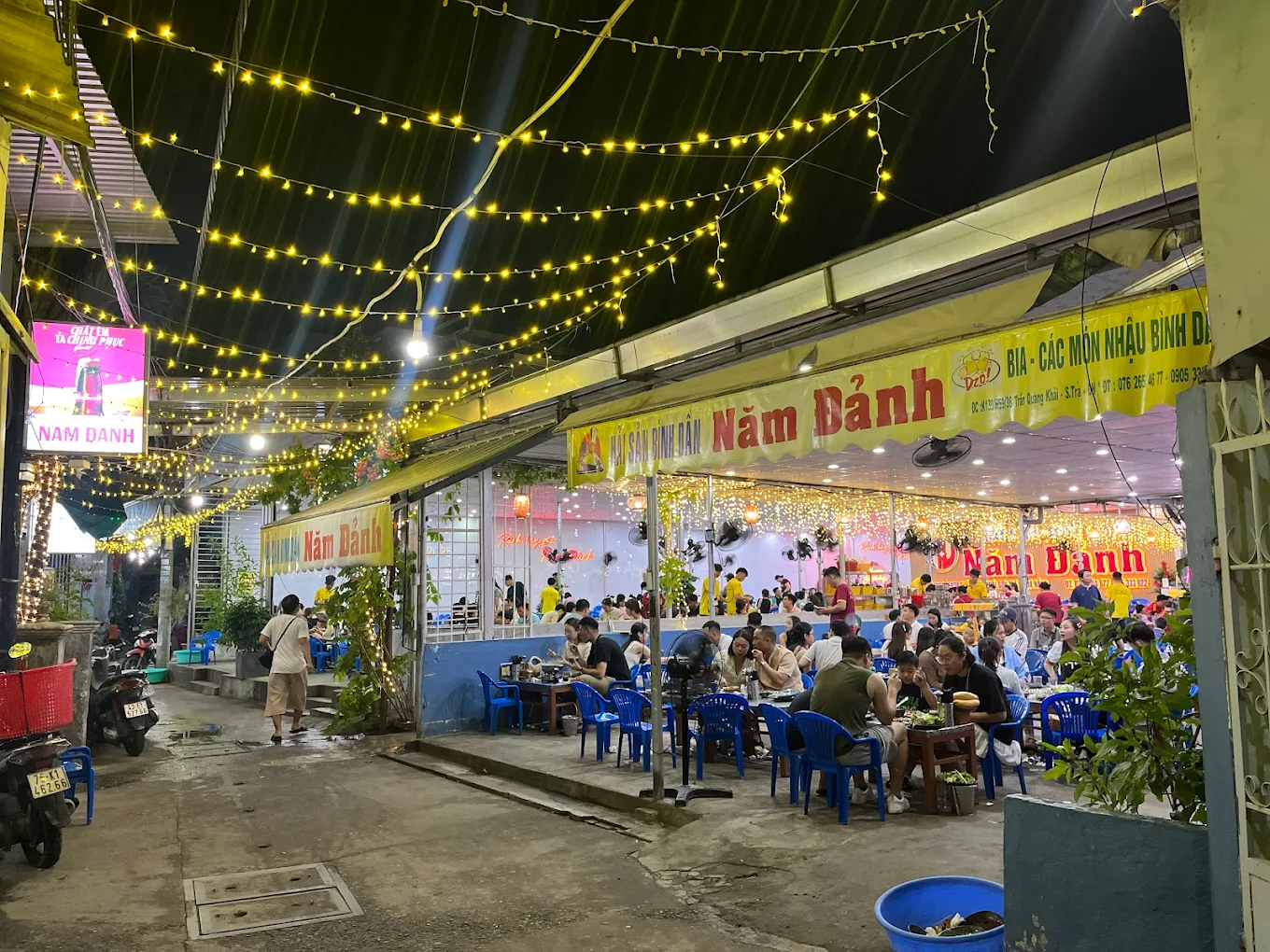 Hải sản Năm Đảnh