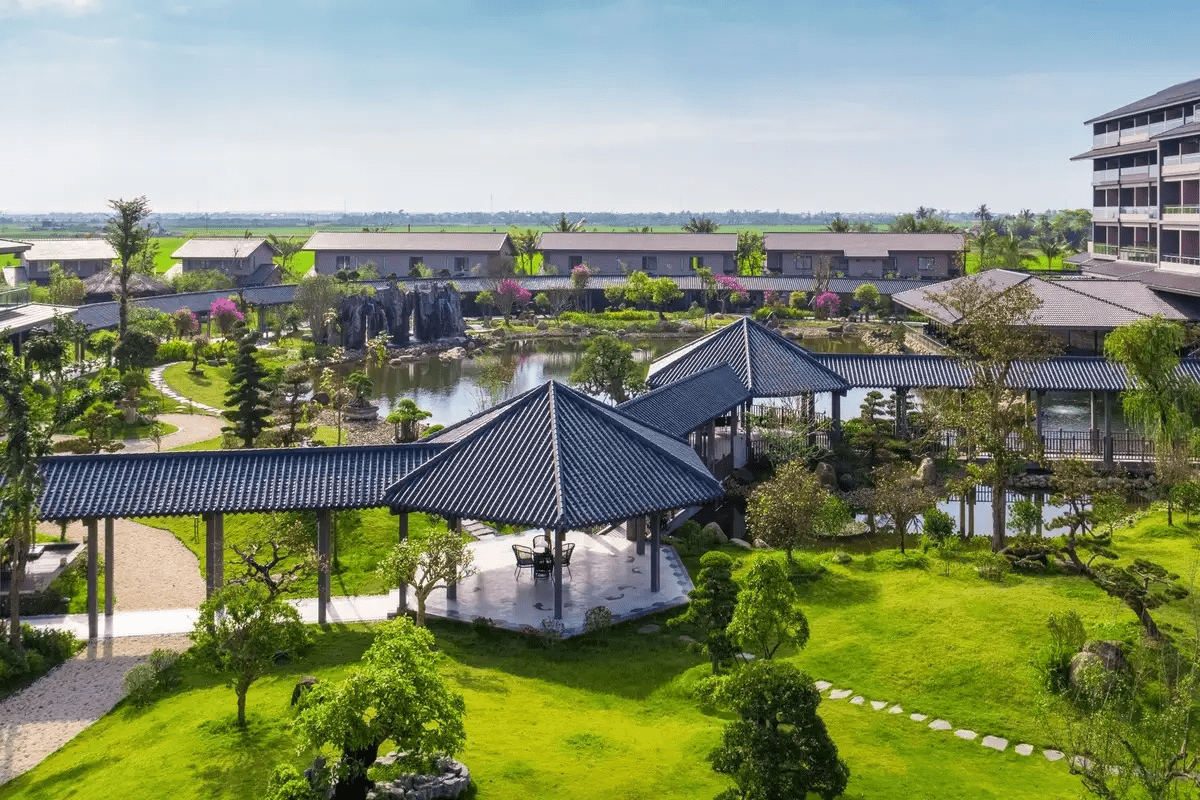 kobi onsen resort huế