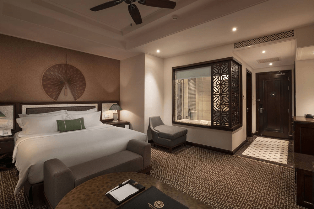 hidden charm resort ninh bình