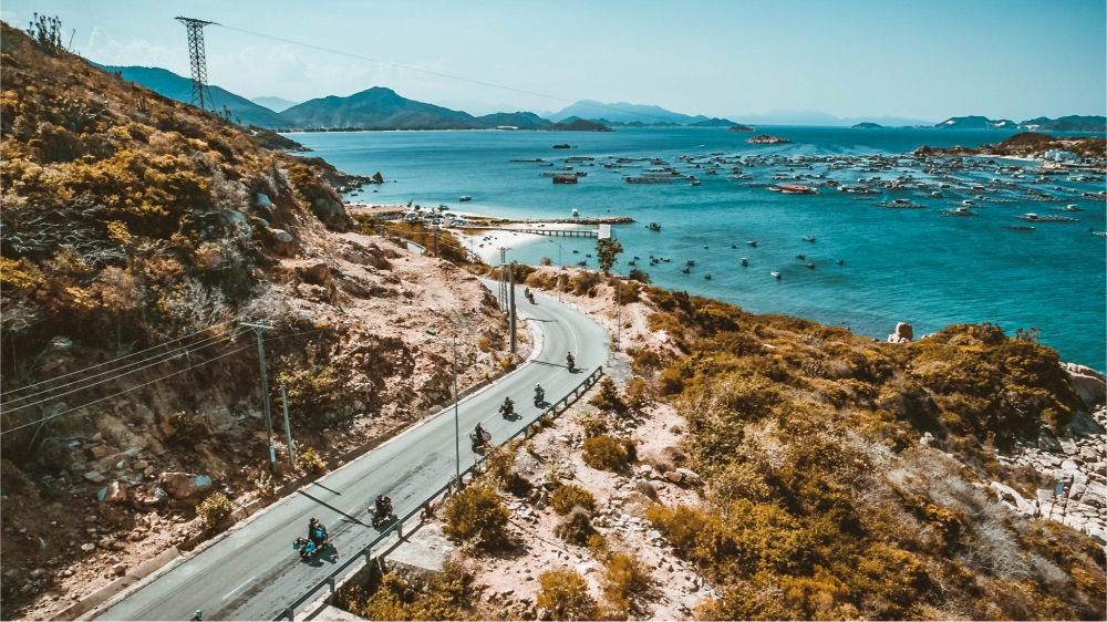 đi tàu đáy kính vĩnh hy